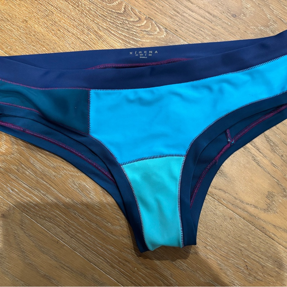 Xirena color block bottoms medium